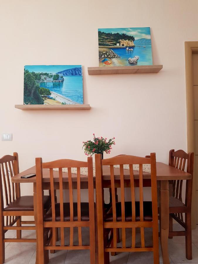Lisus Apartment Vlorë Esterno foto