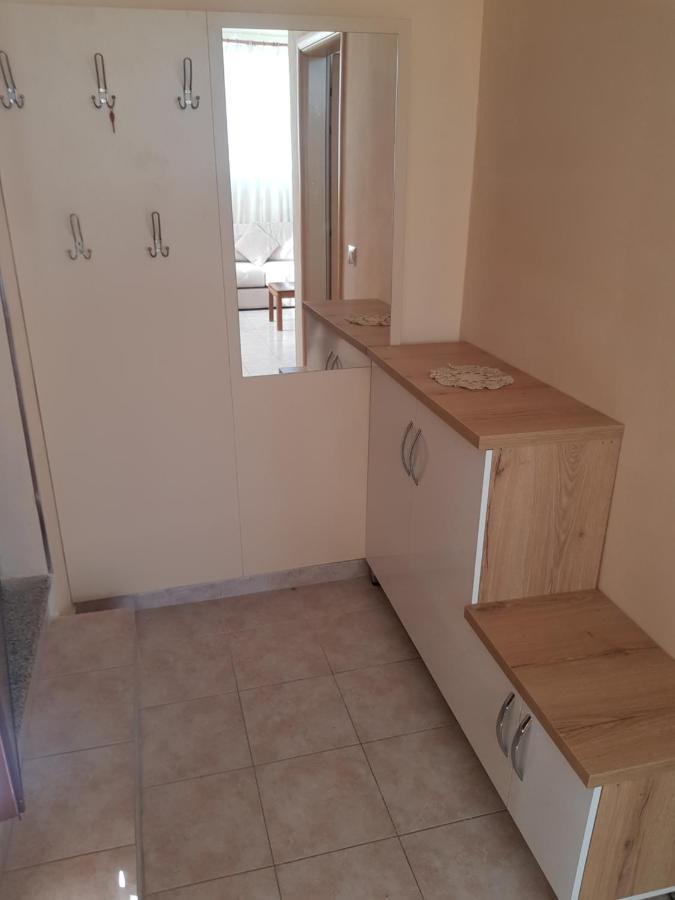 Lisus Apartment Vlorë Esterno foto