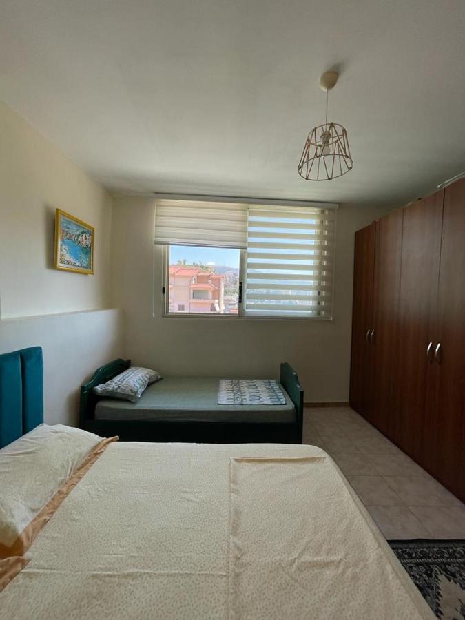Lisus Apartment Vlorë Esterno foto
